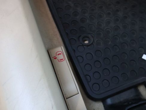 Used 2007 Chevrolet Corvette Coupe w/ Preferred Equipment Group image 36