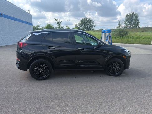 Used 2024 Buick Encore GX Sport Touring AWD/4WD image 7