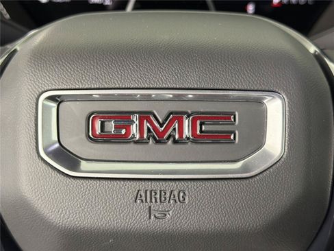 New 2026 GMC Yukon AT4 Ultimate AWD/4WD image 28