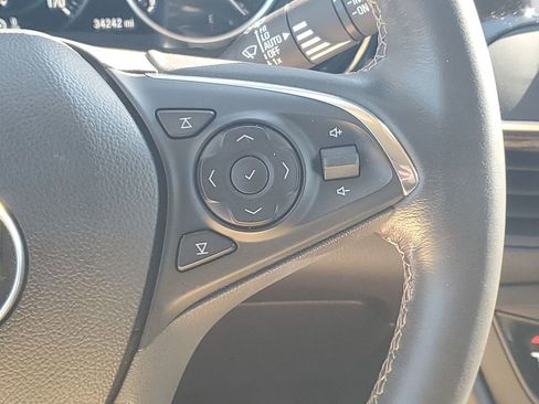 Used 2016 Buick Envision Premium image 36