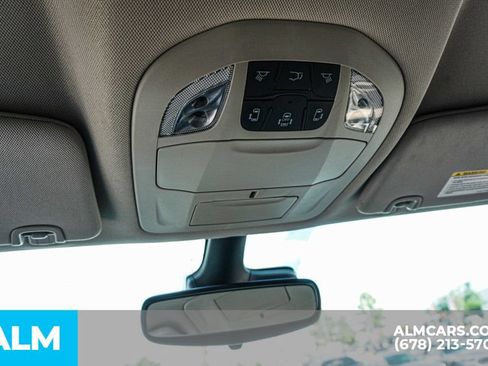 Used 2023 Chrysler Pacifica Touring-L FWD image 40