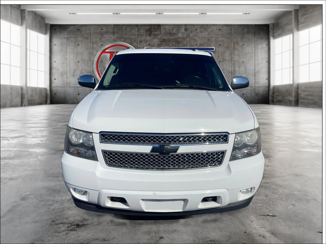Used 2007 Chevrolet Tahoe LTZ w/ LTZ Preferred Equipment Group AWD/4WD image 2