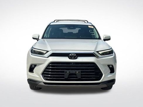 Used 2024 Toyota Grand Highlander AWD Hybrid image 10