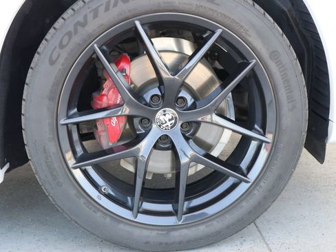 Used 2021 Alfa Romeo Stelvio Ti Sport AWD/4WD image 52