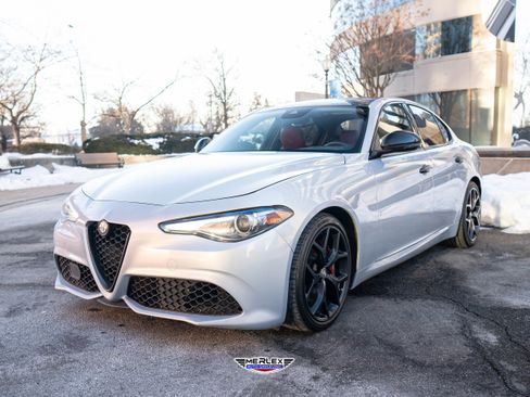 Used 2020 Alfa Romeo Giulia w/ Quick Order Package 22K Sport image 3