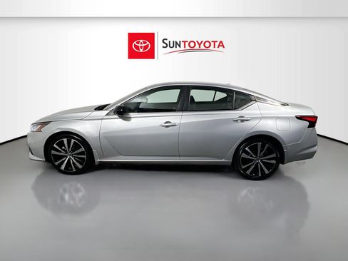 Used 2021 Nissan Altima 2.5 SR FWD image 6