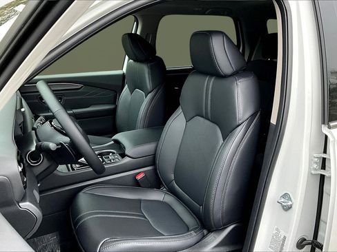 New 2026 Honda Pilot Touring image 17
