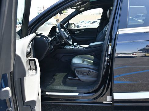 Used 2018 Audi Q7 3.0T Premium Plus AWD/4WD image 16