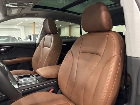 Used 2023 Audi Q8 Premium Plus w/ Premium Plus Package image 14