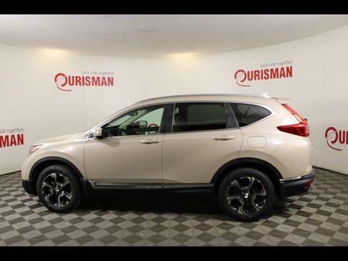 Used 2018 Honda CR-V Touring image 4