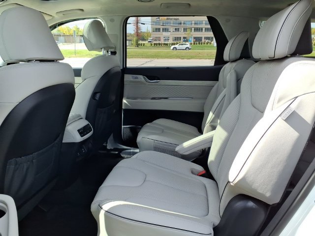 Used 2023 Hyundai Palisade Calligraphy AWD/4WD image 9