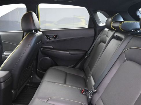 Used 2020 Hyundai Kona Limited FWD image 18