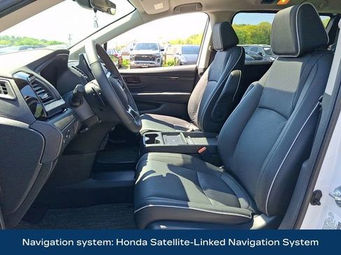 Used 2026 Honda Odyssey Elite image 2
