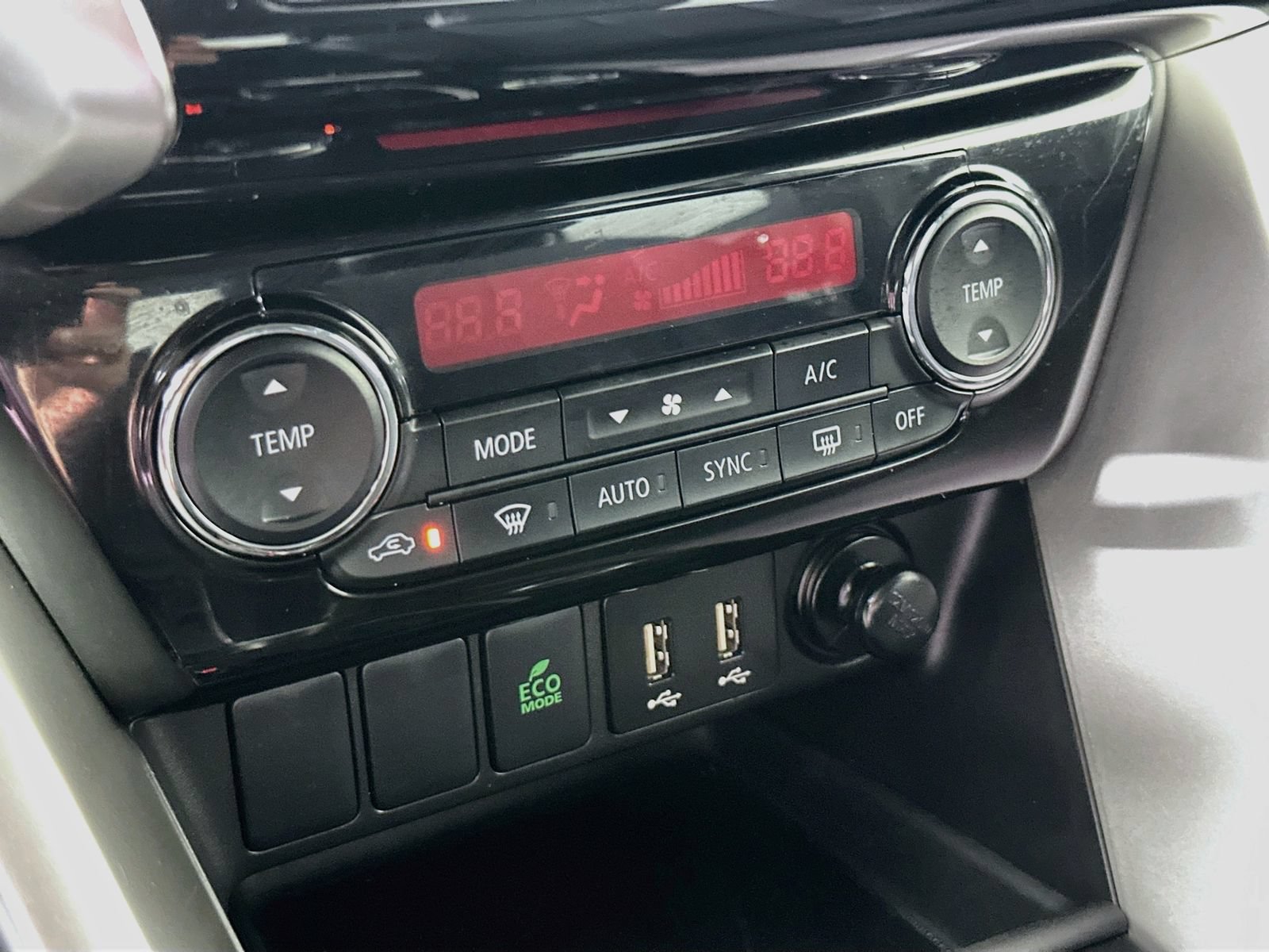 Used 2025 Mitsubishi Eclipse Cross SE AWD/4WD image 16