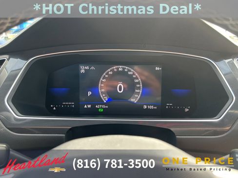 Used 2023 Volkswagen Tiguan SE image 28