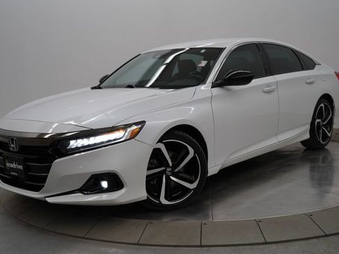 Used 2022 Honda Accord Sport image 1