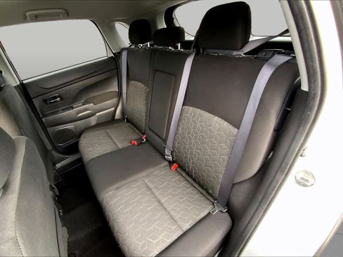 Used 2022 Mitsubishi Outlander Sport LE FWD image 20