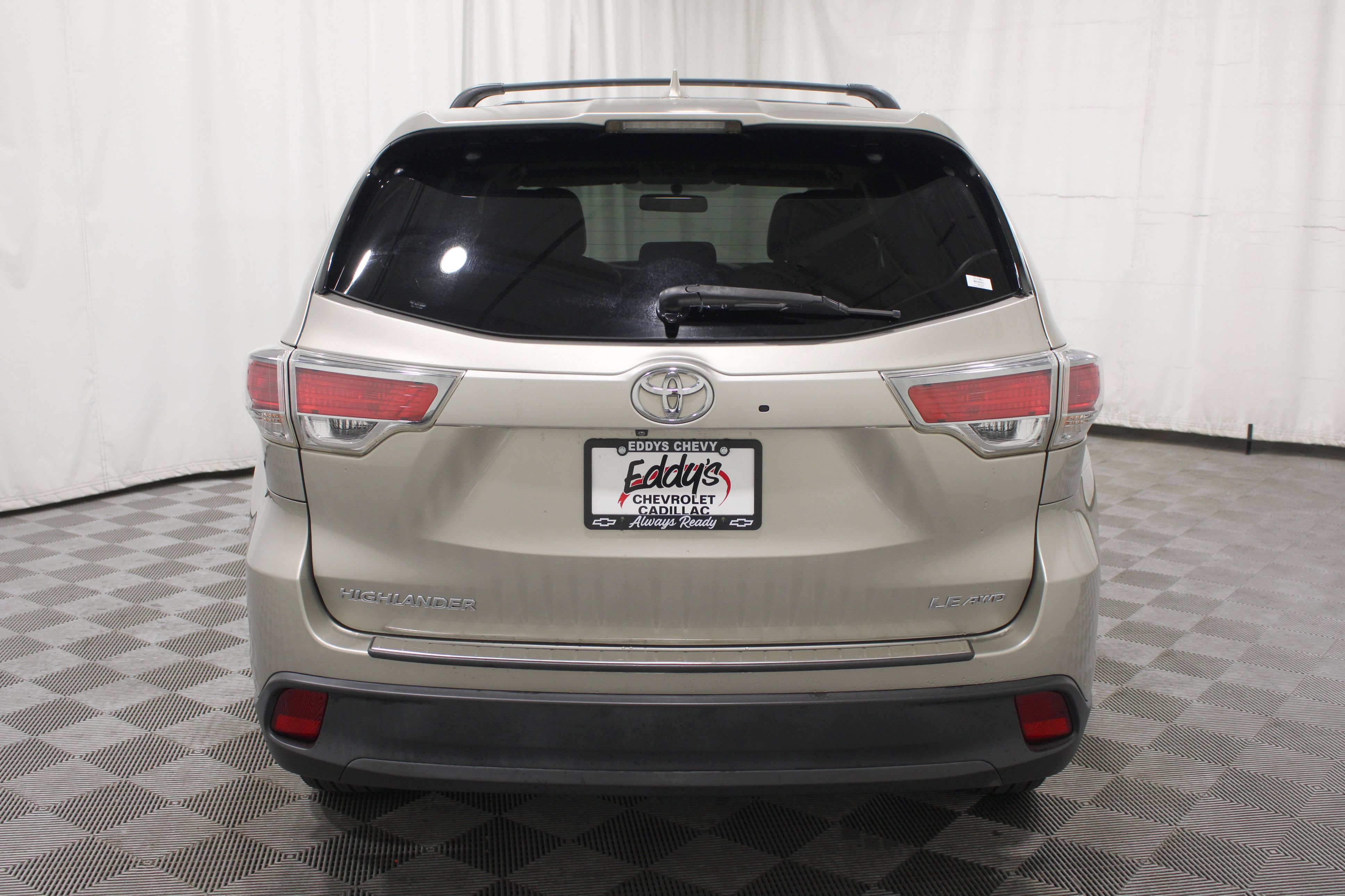 Used 2016 Toyota Highlander Plus w/ Protection Package #3 AWD/4WD image 28