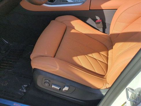 New 2026 BMW X5 xDrive40i AWD/4WD image 4