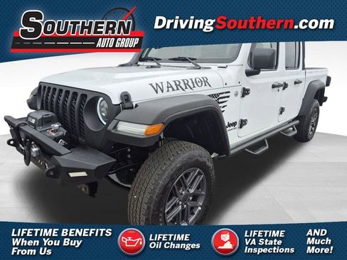 Used 2020 Jeep Gladiator Sport w/ Quick Order Package 24S image 1