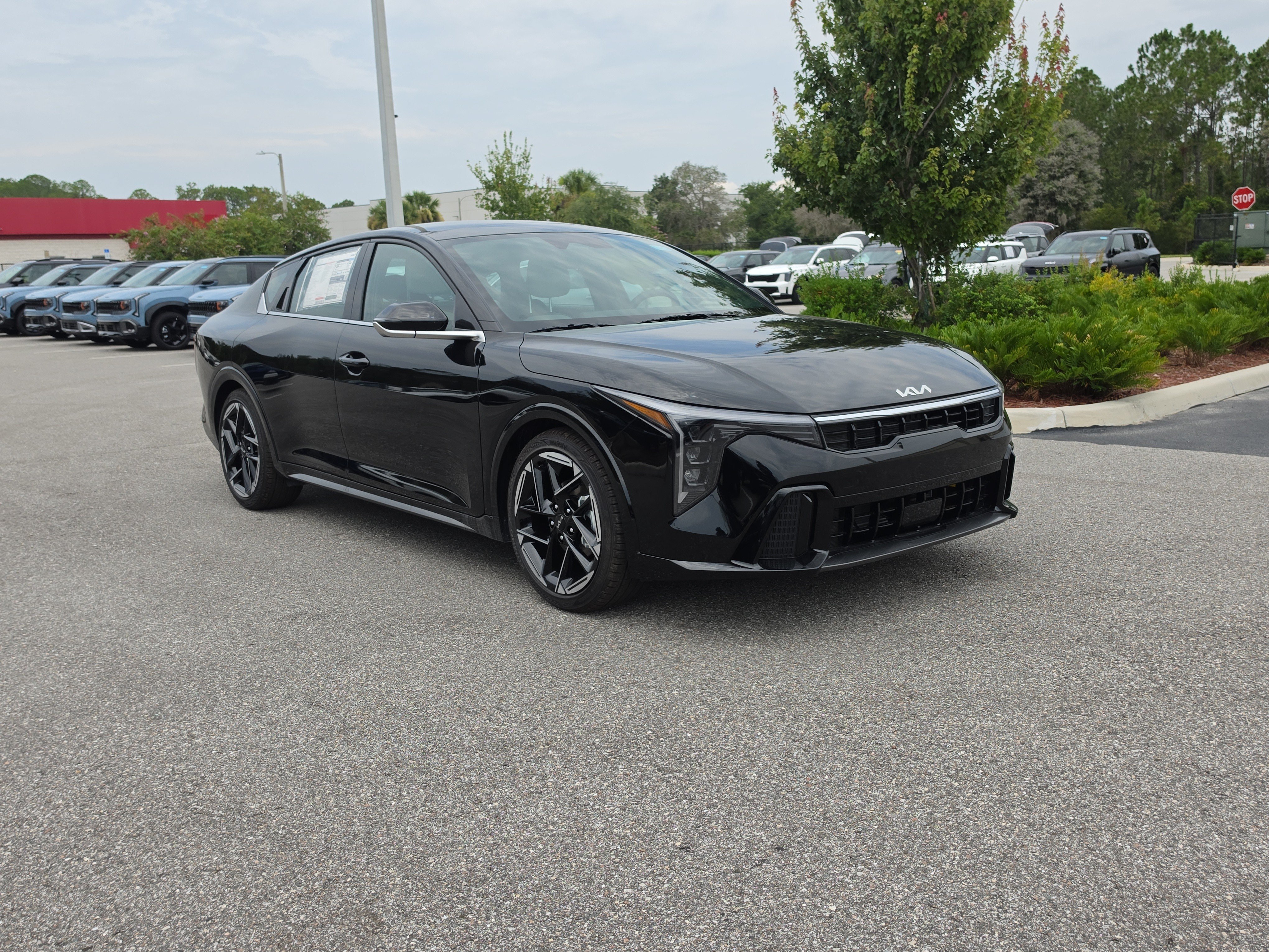 New 2026 Kia K4 GT-Line Turbo w/ GT-Line Premium Package FWD image 2