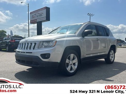 Used 2013 Jeep Compass Sport FWD image 1