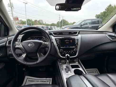 Used 2023 Nissan Murano SV w/ SV Midnight Edition Package AWD/4WD image 4