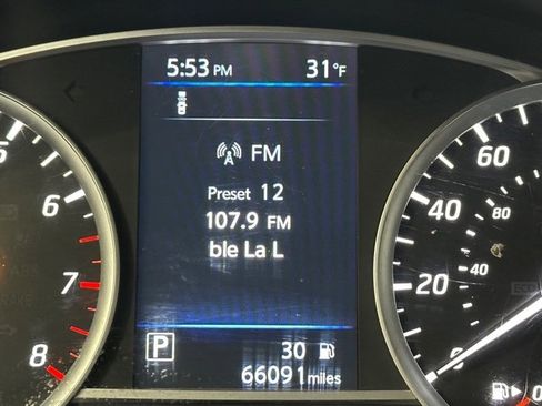 Used 2019 Nissan Sentra SV w/ Protection Package image 40