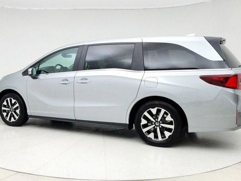 Used 2025 Honda Odyssey EX-L image 7