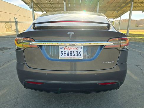 Used 2019 Tesla Model X Long Range image 7