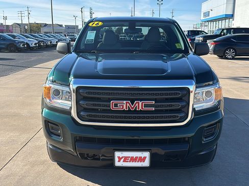 Used 2016 GMC Canyon 4x4 Extended Cab w/ Convenience Package image 4
