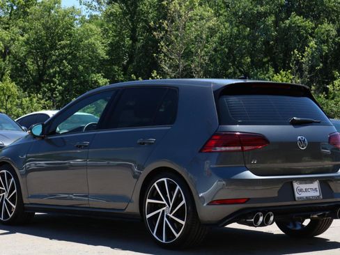 Used 2019 Volkswagen Golf 4-Door AWD/4WD image 19
