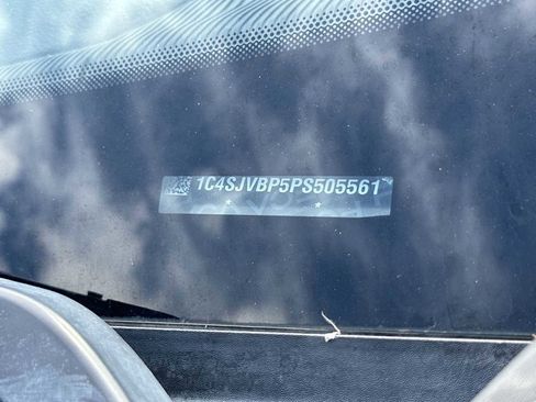 Used 2023 Jeep Wagoneer Series II image 27