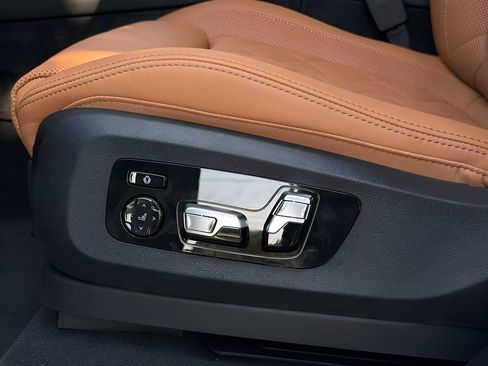 New 2026 BMW X5 sDrive40i w/ M Sport Package RWD image 11