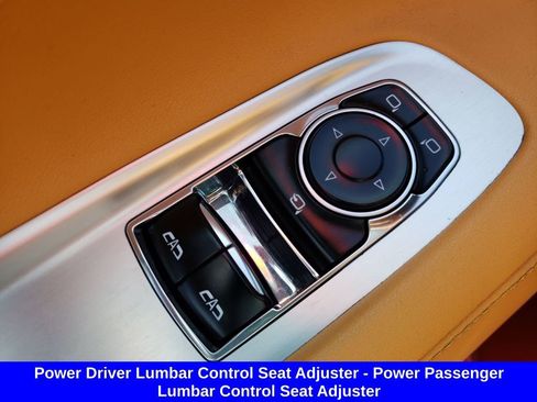 Used 2021 Chevrolet Corvette Stingray Preferred Cpe w/ Body-Color Dual Roof Package image 12