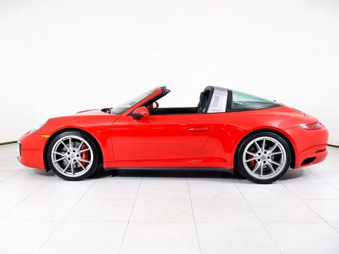 Certified 2018 Porsche 911 Targa 4S AWD/4WD image 2