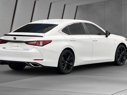 Used 2021 Lexus ES 350 F Sport image 4