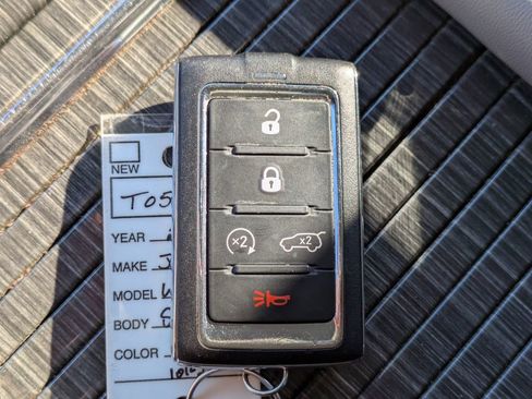 Used 2022 Jeep Wagoneer Series II w/ Premium Group I image 36