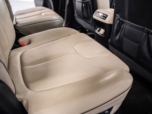 Used 2021 Hyundai Palisade Limited image 39