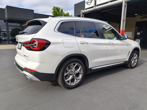 Used 2022 BMW X3 xDrive30i w/ Convenience Package w/ZPA AWD/4WD image 10