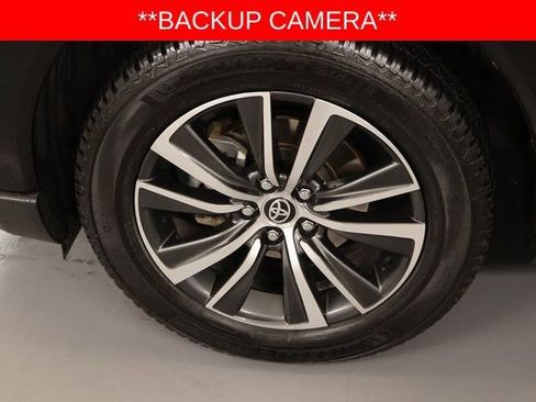 Certified 2021 Toyota Venza LE image 8