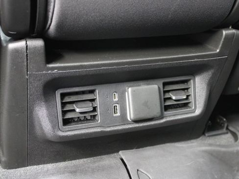Used 2022 Chevrolet Silverado 1500 RST AWD/4WD image 15
