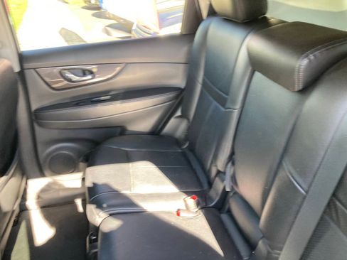 Used 2019 Nissan Rogue S w/ Special Edition Package AWD/4WD image 13
