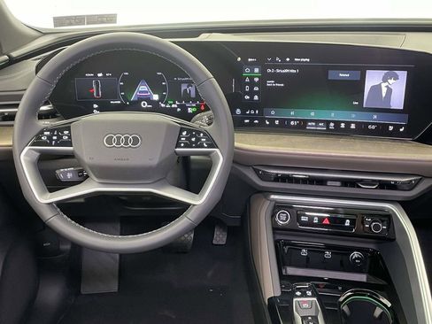New 2025 Audi Q5 Premium Plus image 27
