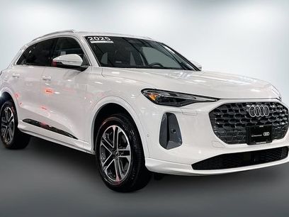 Certified 2025 Audi Q5 Premium w/ Convenience Package