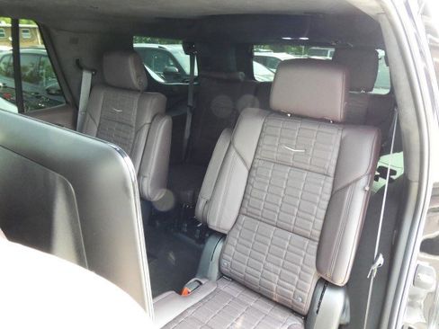Used 2024 Cadillac Escalade V image 32