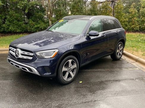 Used 2022 Mercedes-Benz GLC 300 4MATIC image 3