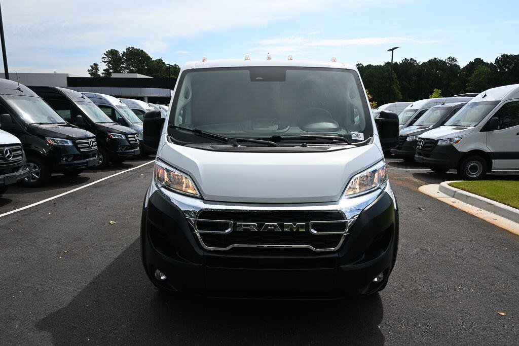 Used 2025 RAM ProMaster 2500 w/ U-Haul Equipment Group FWD image 26