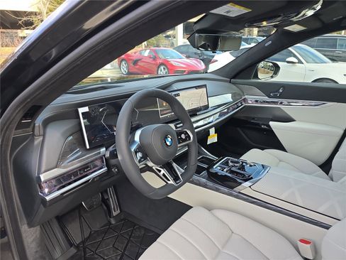 New 2026 BMW 740i xDrive image 23