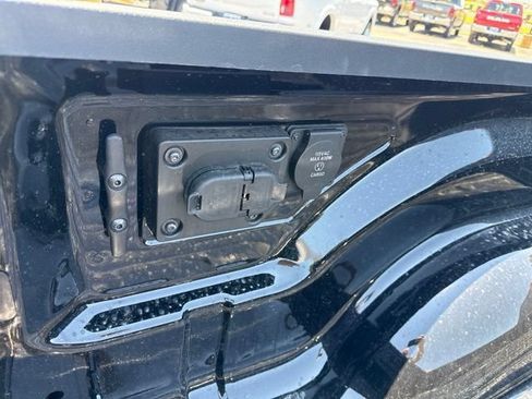 New 2026 RAM 2500 Tradesman w/ Chrome Appearance Group AWD/4WD image 17
